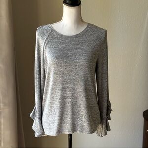Banana Republic Gray Ruched Sleeve Knit Top Size Small